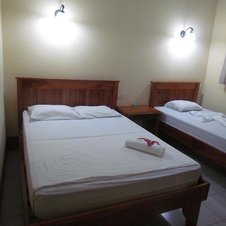 מויוגאלפה Hostal Casa Moreno חדר תמונה