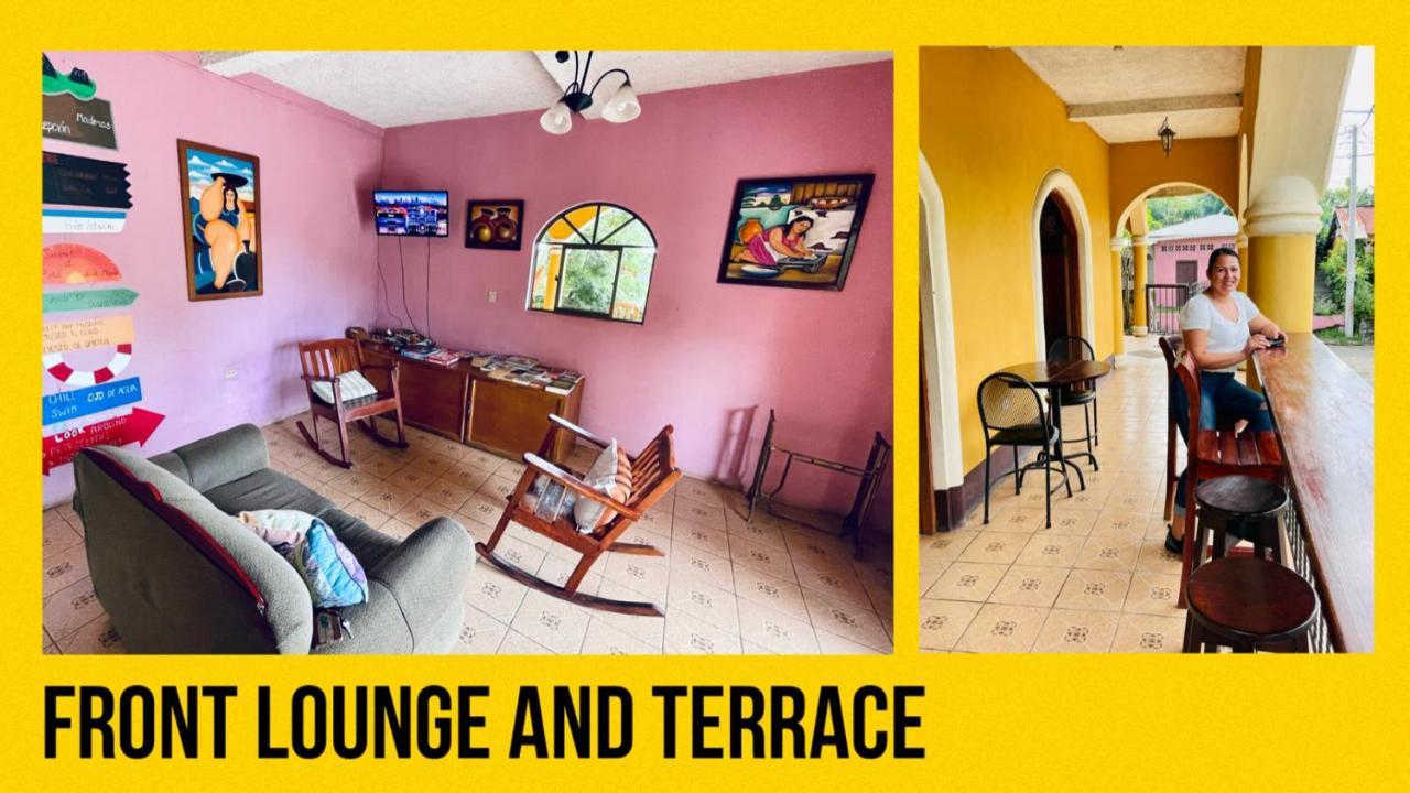 מויוגאלפה Hostal Casa Moreno מראה חיצוני תמונה